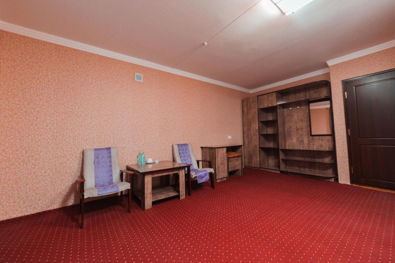 Reikartz Qoʻqon Exterior foto