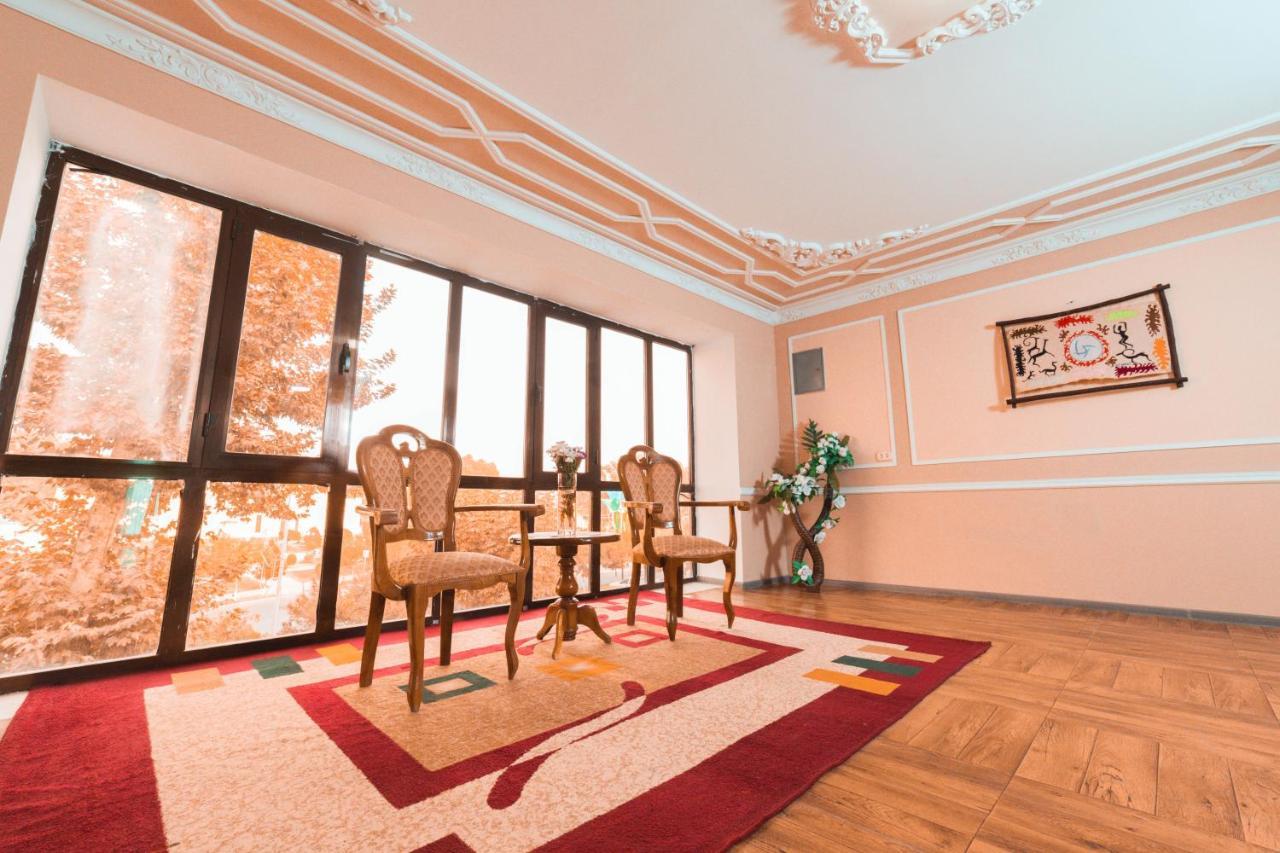 Reikartz Qoʻqon Exterior foto